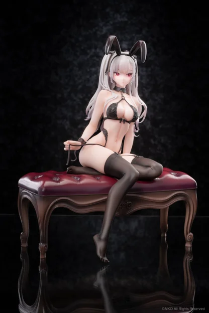 Black Bunny Girl Tana 1/7 Scale Figure