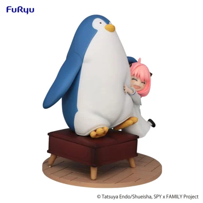 4582655071209-spy-x-family-anya-forger-with-penguin-exceed-creative-figure7