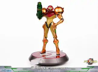 METROID PRIME™ - SAMUS VARIA SUIT PVC (COLLECTOR'S EDITION)